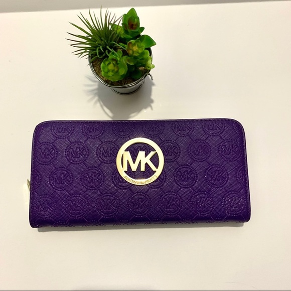 Michael Kors Handbags - Michael kors purple wallet